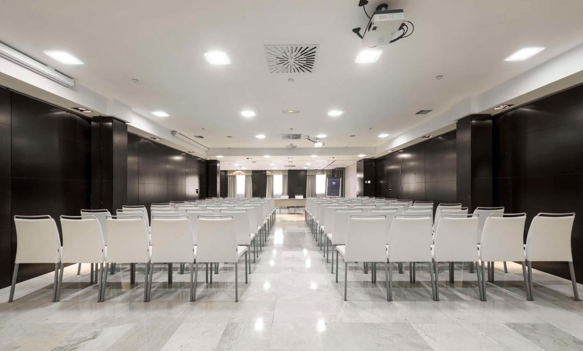 Nh Madrid Principe De Vergara — Photos 1